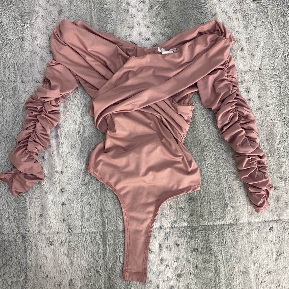 Fashion nova pink bodysuit